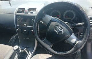 Toyota Corolla Quest 2015 full
