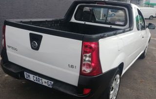 Nissan NP200 2012 full