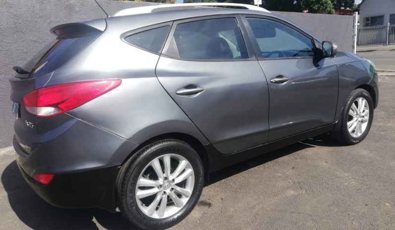 Hyundai iX35 2011 full