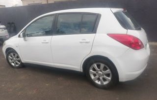 Nissan Tiida 2007 full