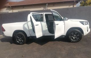 Toyota Hilux 2020 full