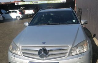 Mercedes-Benz C-Class 2010 full