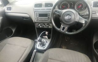 Volkswagen Polo 2014 full