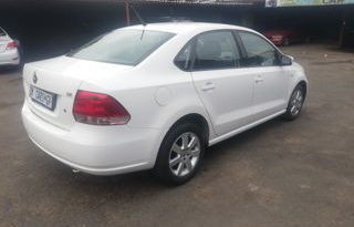 Volkswagen Polo 2014 full