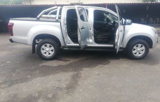 Isuzu KB Series 2016 full