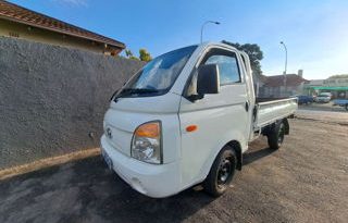 Hyundai H100 Bakkie 2009 full