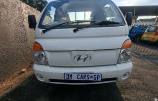 Hyundai H100 Bakkie 2009 full