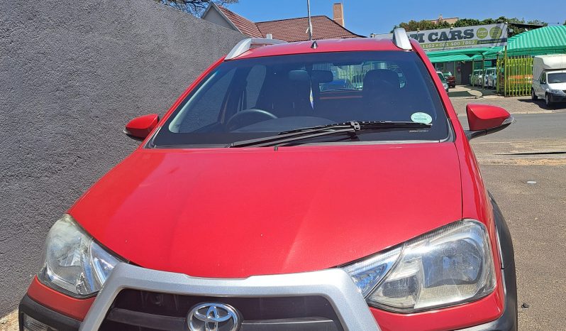 2015 Toyota Etios Cross 1.5 XS full