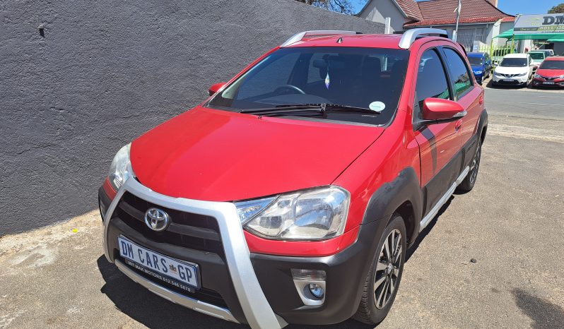 2015 Toyota Etios Cross 1.5 XS full