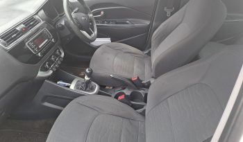 Kia Rio 1.2 Sedan full