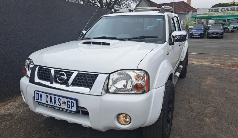 Nissan Np300 Hardbody 2.5 Double Cab full