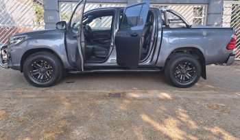 TOYOTA HILUX GD-6 RAIDER 2.8 DOUBLE CAB AUTO 2018 full