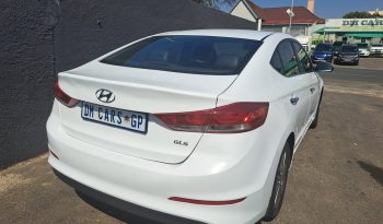 HYUNDAI ELENTRA 1.6 EXECUTIVE full