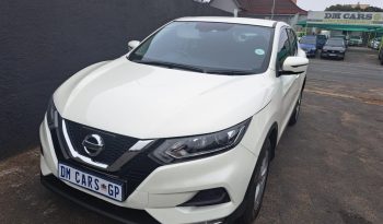 NISSAN QASHQAI 1.2 full