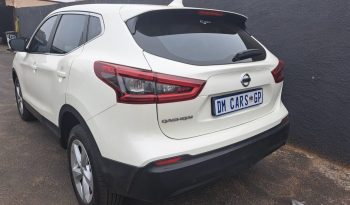 NISSAN QASHQAI 1.2 full