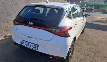 HYUNDAI I20 1.2 MOTION 2022 full