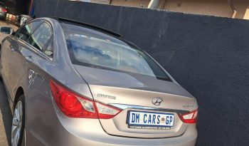 HYUNDAI SONATA 2.4 full