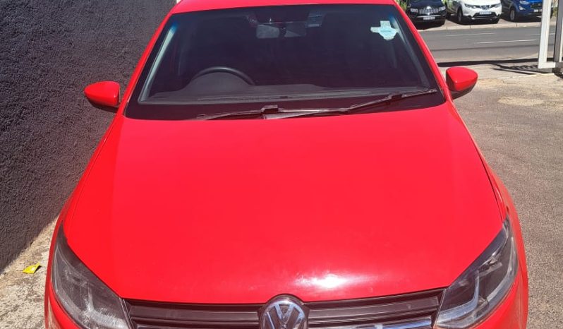 VOLKSWAGEN POLO TSI 1.2 TRENDLINE full