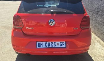 VOLKSWAGEN POLO TSI 1.2 TRENDLINE full