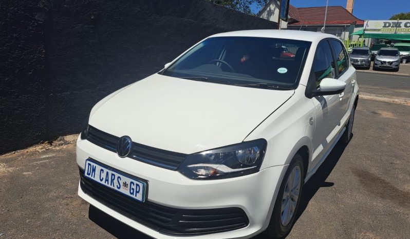 VOLKSWAGEN POLO VIVO 1.4 full