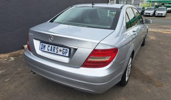 MERCEDES BENZ  C180 full