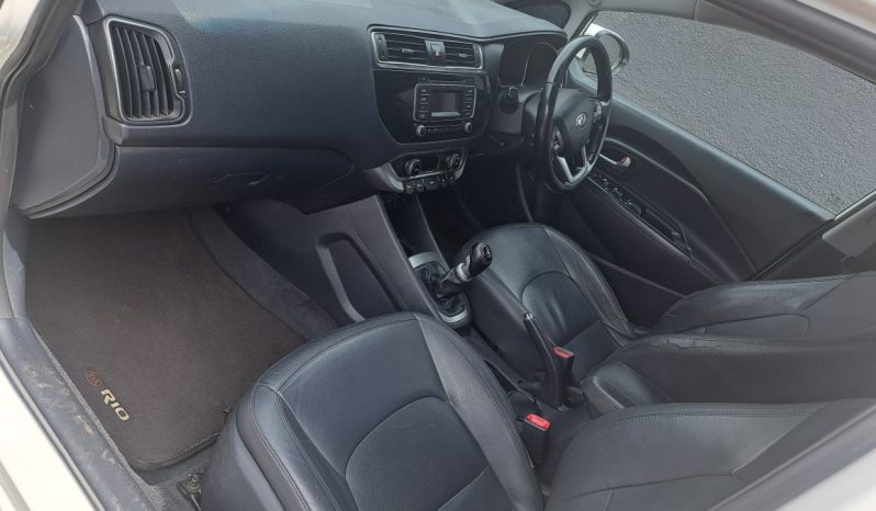 KIA RIO 1.4 TEC 5-DR full