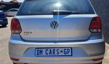 Volkswagen Polo Vivo hatchback 1.4 full