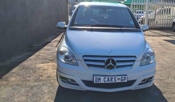 2009 Mercedes-Benz B-Class B 200 Auto full