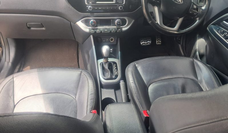 2016 KIA RIO TEC AUTO full