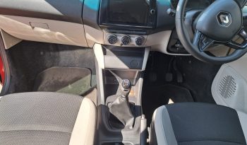 Renault Triber 1.0 full