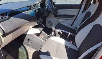 Renault Triber 1.0 full