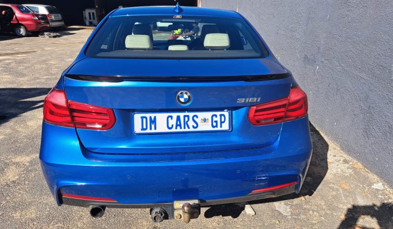 BMW 3 Series 318i full