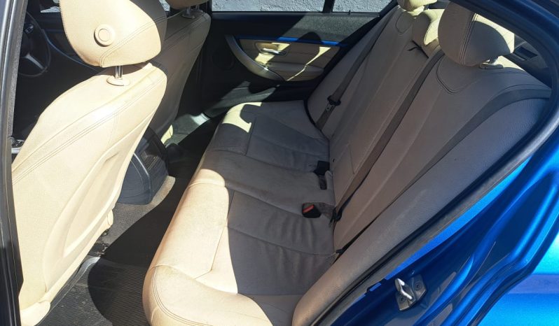 BMW 3 Series 318i full