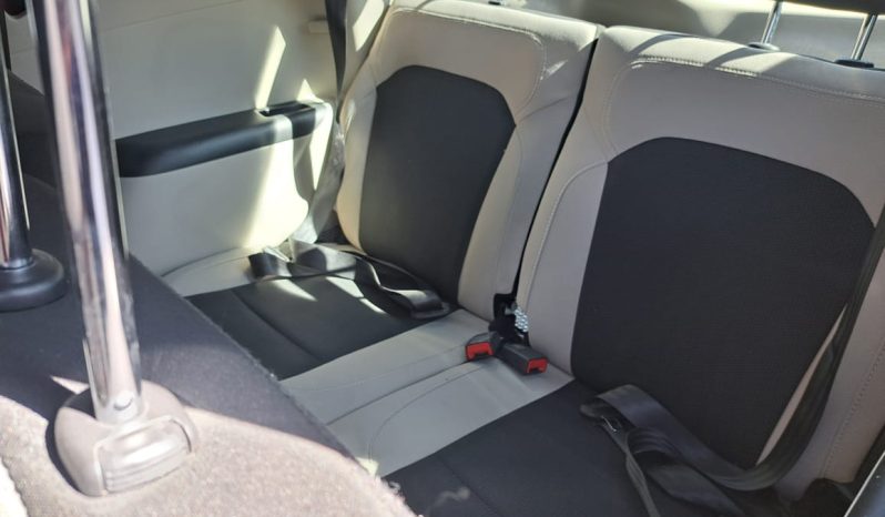 Renault Triber 1.0 full