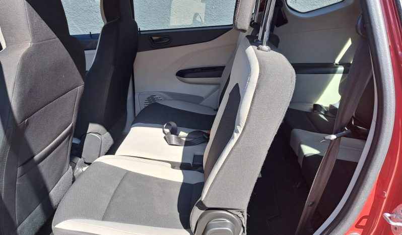 Renault Triber 1.0 full