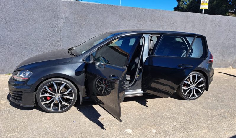 VW GOLF VII 2.0 GTI AUTO full