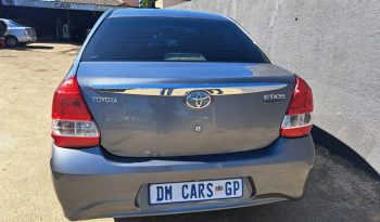 2018 ETIOS SEDAN 1.5 full