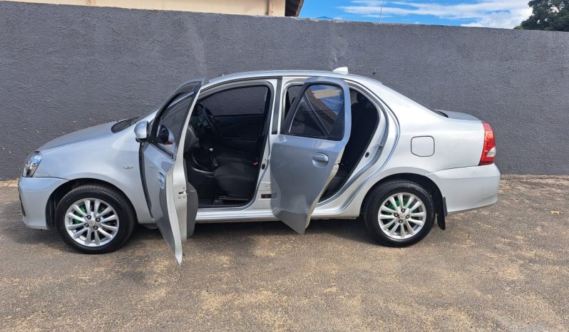 Toyota Etios 1.5 Sport LTD 2019 full