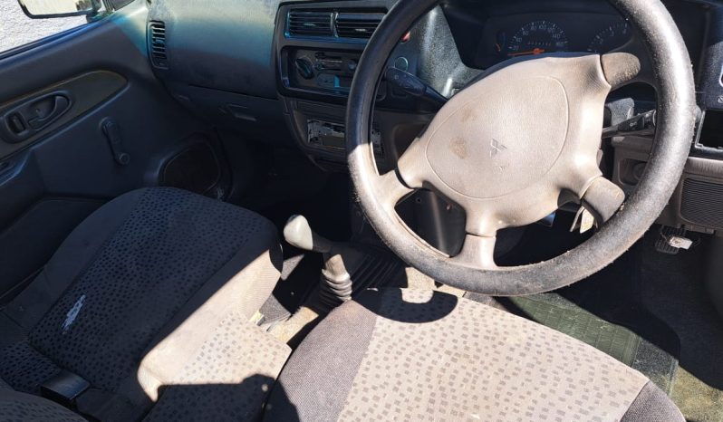 2006 Mitsubishi Colt 2400i LWB 4×4 Trailbuster Single-Cab full