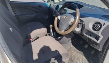 TOYOTA ETIOS 1.5i manual full