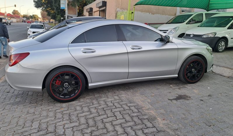 2015 Mercedes-Benz CLA 200 Auto full