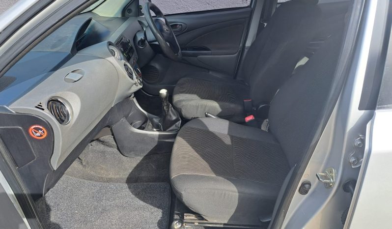 Toyota Etios 1.5 Sport LTD 2019 full