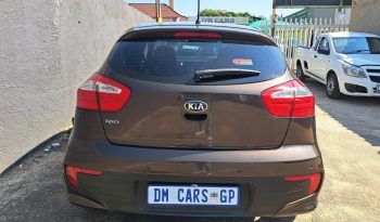 Kia Rio 1.4 Tec full