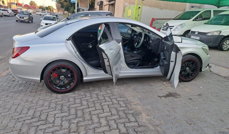 2015 Mercedes-Benz CLA 200 Auto full