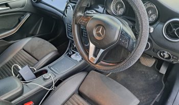 2015 Mercedes-Benz CLA 200 Auto full