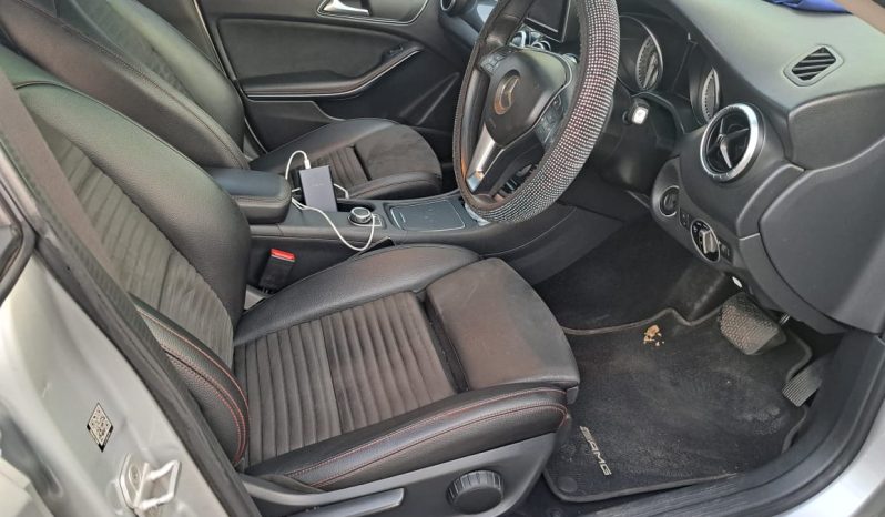 2015 Mercedes-Benz CLA 200 Auto full