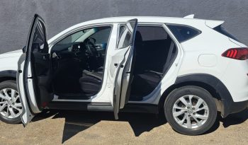 Hyundai Tucson 2.0 Manual full