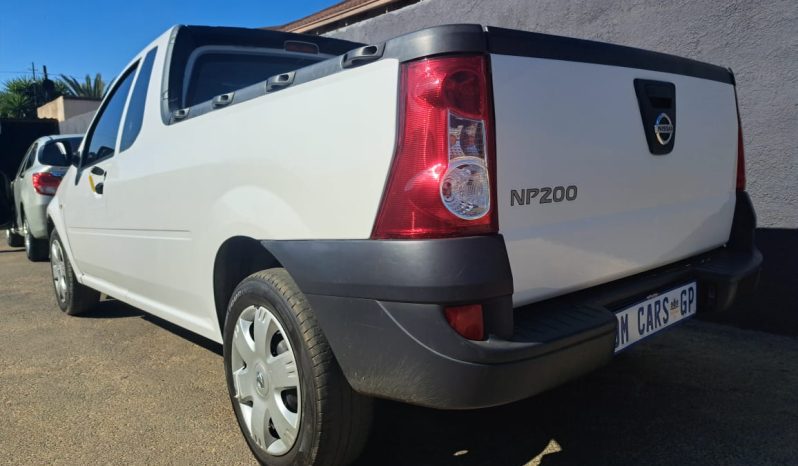 Nissan NP200 1.6i full