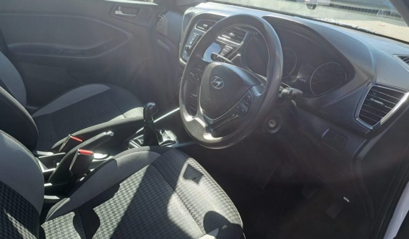 Hyundai i20 1.0 Fluid Manual Petrol full