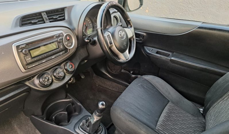 Toyota Yaris 1.0 XI 3-dr [Manual ] full